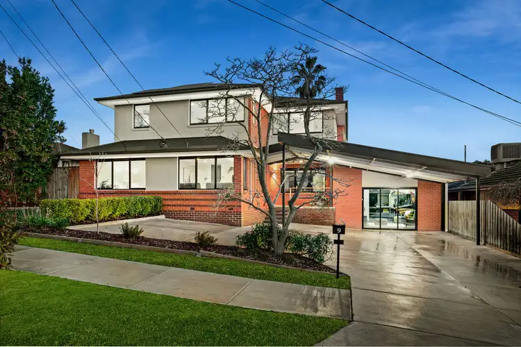 9 Rosebank Avenue, Ringwood North VIC 3134