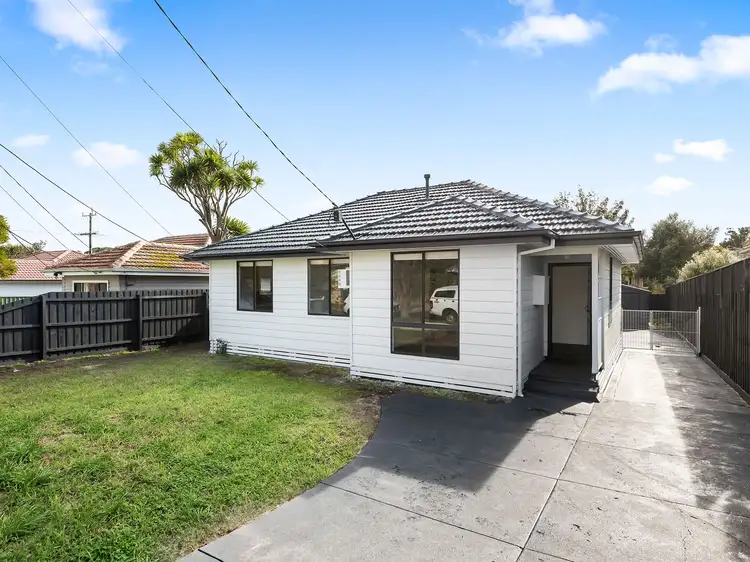 19 Adrian Street