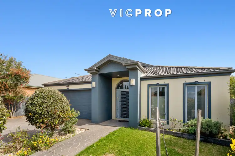 10 Whistler Crescent