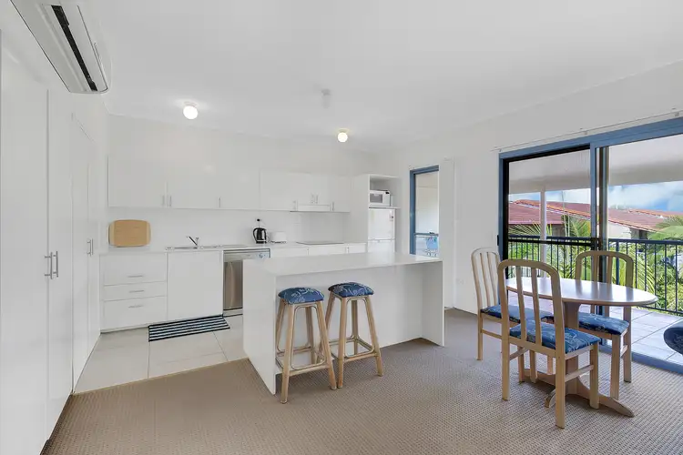 8/2 Waverley Road, Taringa QLD 4068