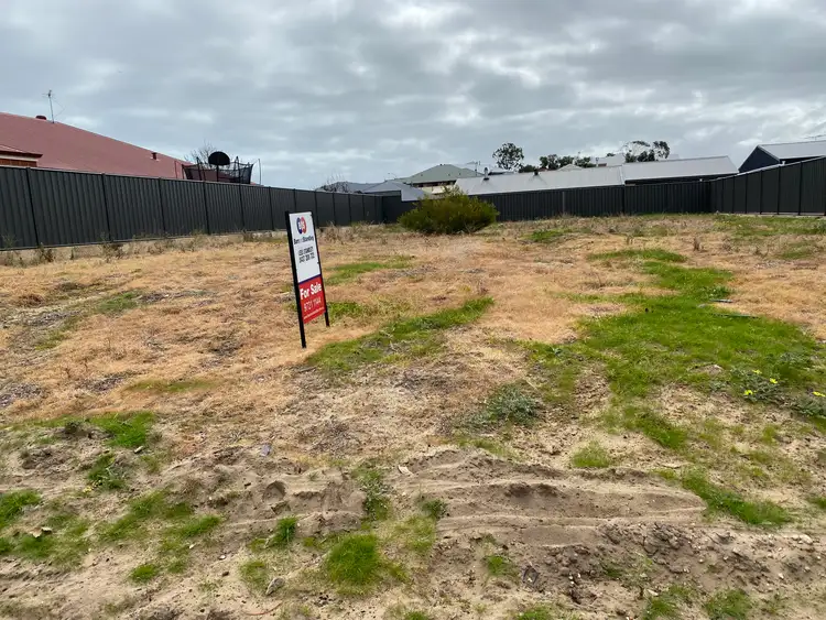 10 Henderson Crescent, Australind WA 6233