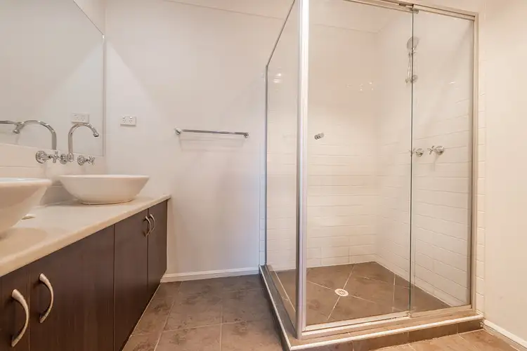 Fifth view of Homely house listing, 6 Ogle Way, Cranbourne North VIC 3977