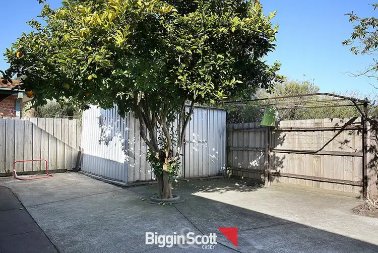 Sixth view of Homely house listing, 2 Jacinta Drive, Cranbourne West VIC 3977