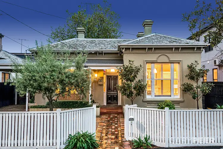 22 The Avenue, St Kilda East VIC 3183