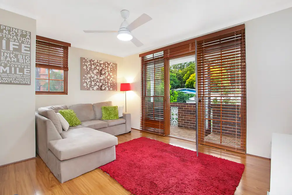 Main view of Homely apartment listing, 10/33 Palomar Parade, Freshwater NSW 2096