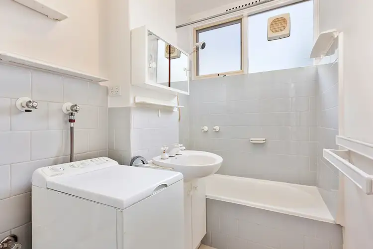 Fourth view of Homely apartment listing, 3/8 Te-Arai Avenue, St Kilda East VIC 3183