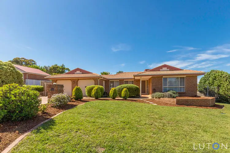 16 Jane Price Crescent, Conder ACT 2906