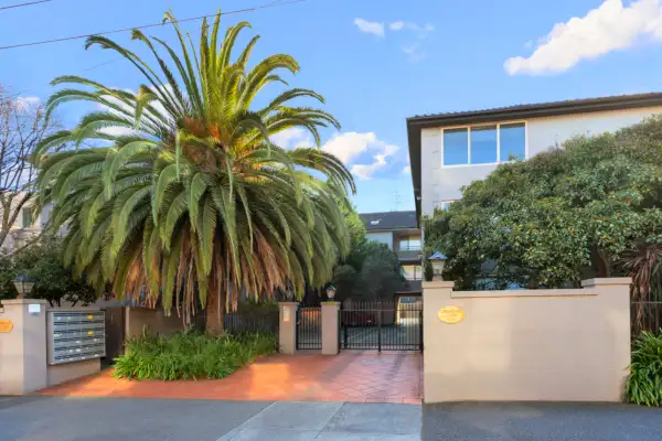 Main view of Homely apartment listing, 14/19 Park Street, Hawthorn VIC 3122