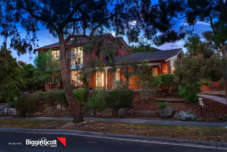 52 Old Orchard Drive, Wantirna South VIC 3152