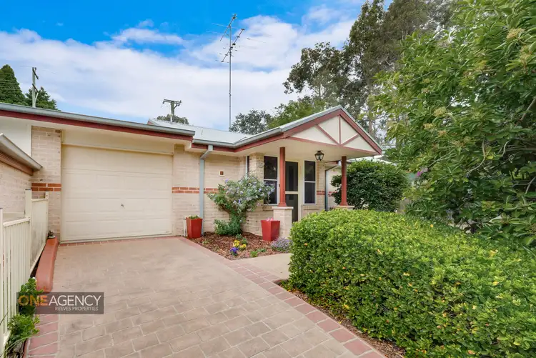 8/1-5 Bland  Road, Springwood NSW 2777