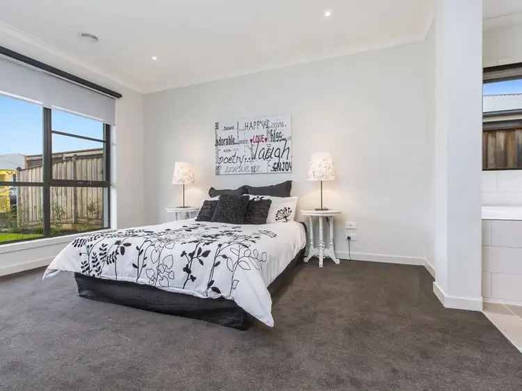 Second view of Homely house listing, 48 Tamara Circuit, Langwarrin VIC 3910