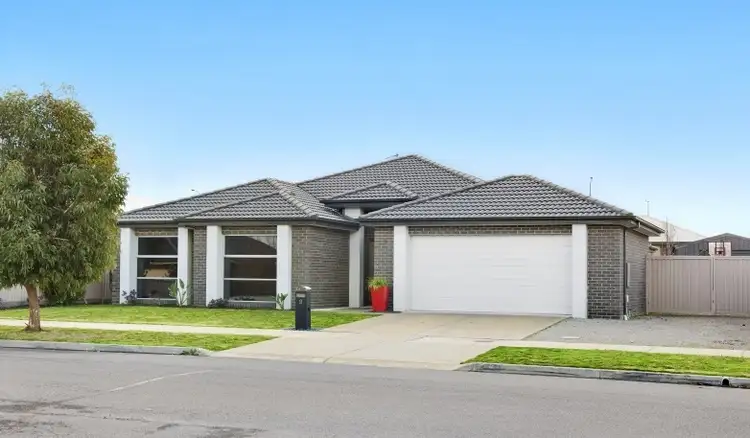 9 Canopy Avenue, Alfredton VIC 3350