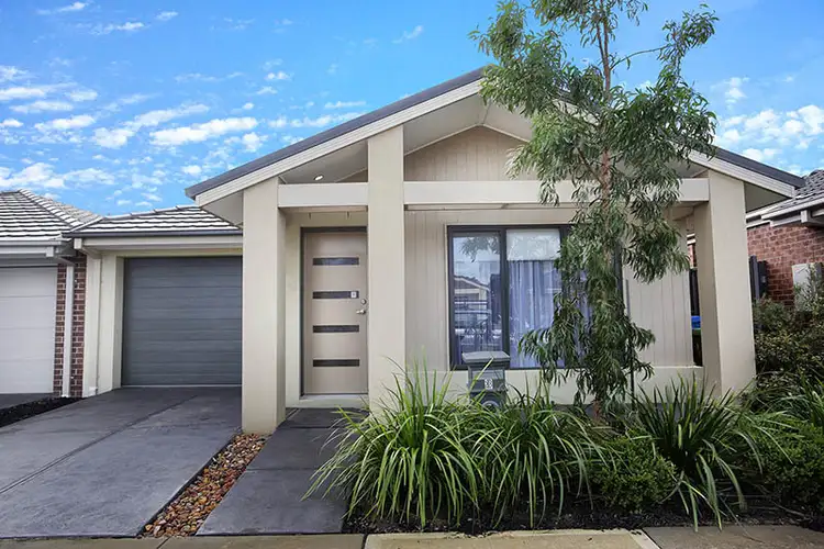 3 Hestia Avenue, Cranbourne West VIC 3977