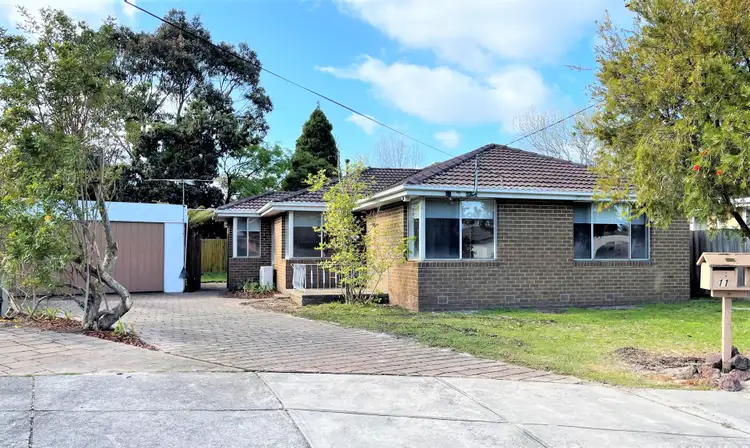 11 Sunny Court, Seaford VIC 3198