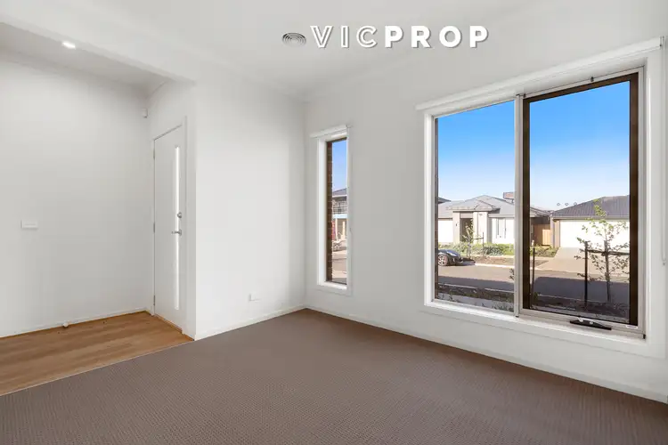 Third view of Homely house listing, 5 Radisson Crescent, Werribee VIC 3030