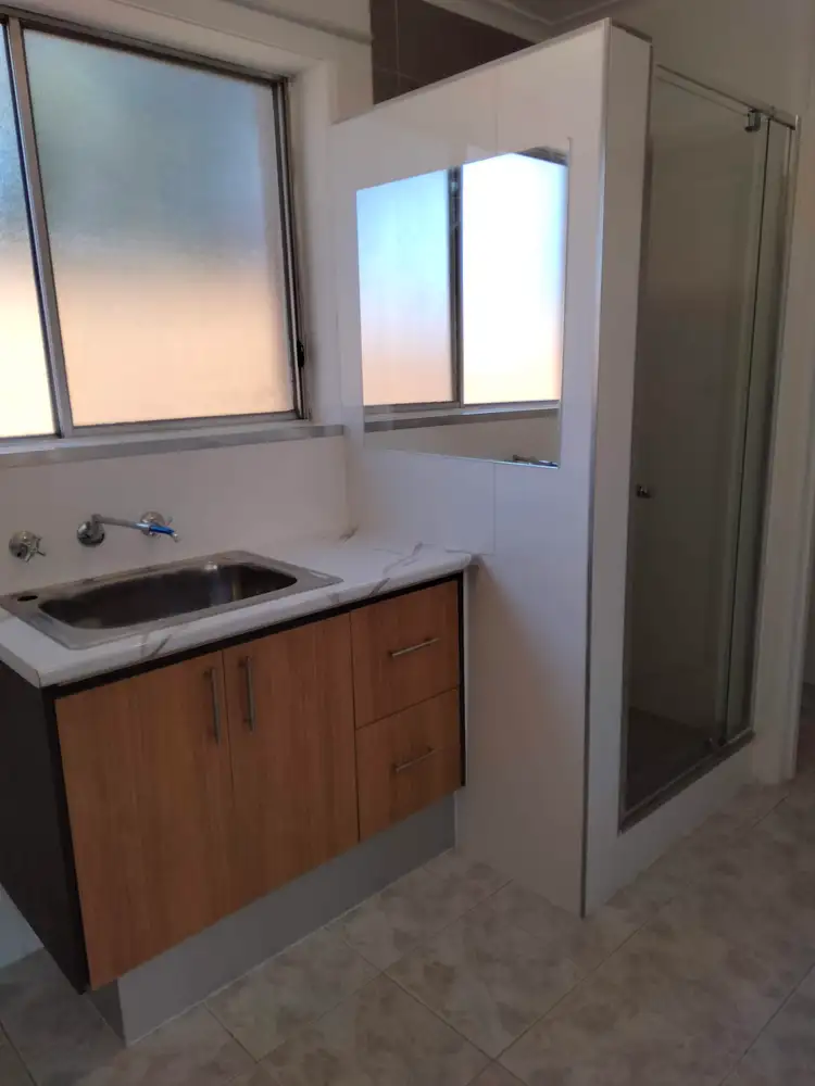 Fifth view of Homely flat listing, 2/15 Hampton Parade, West Footscray VIC 3012