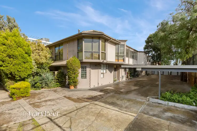 Main view of Homely apartment listing, 2/6 Yorston Court, Elsternwick VIC 3185