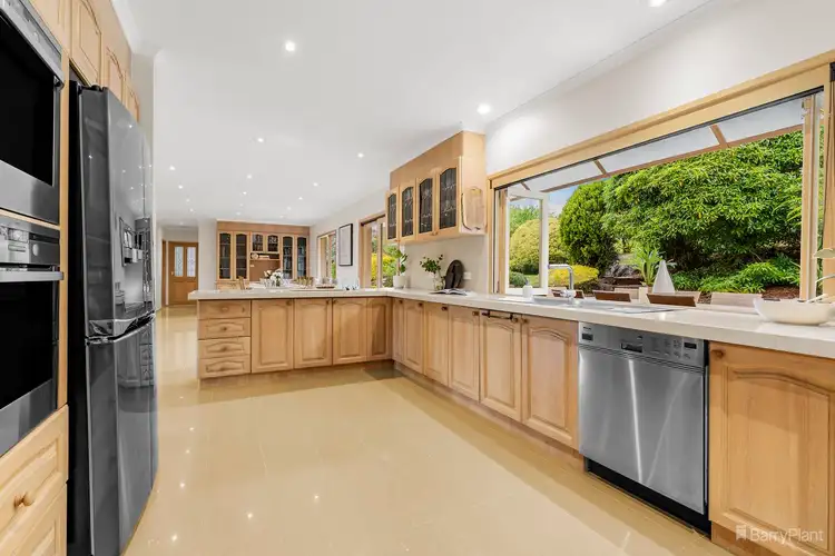 Fifth view of Homely house listing, 2 Aloha Gardens, Templestowe VIC 3106