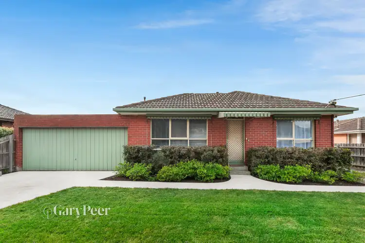 Main view of Homely unit listing, 1/32 Woornack Road, Carnegie VIC 3163