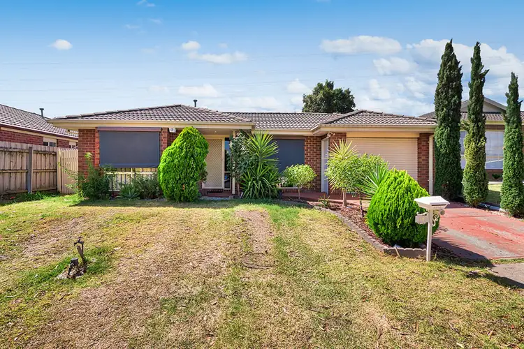 19 Fishburn Place, Cranbourne West VIC 3977
