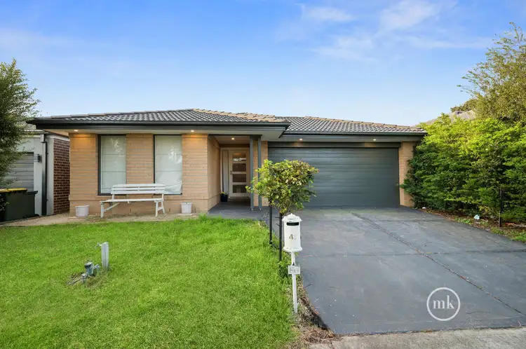 42 Dargo Crescent, Doreen VIC 3754