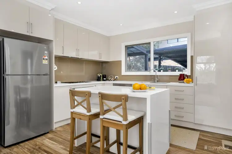 Fifth view of Homely house listing, 2 Banool Quadrant, Doncaster East VIC 3109