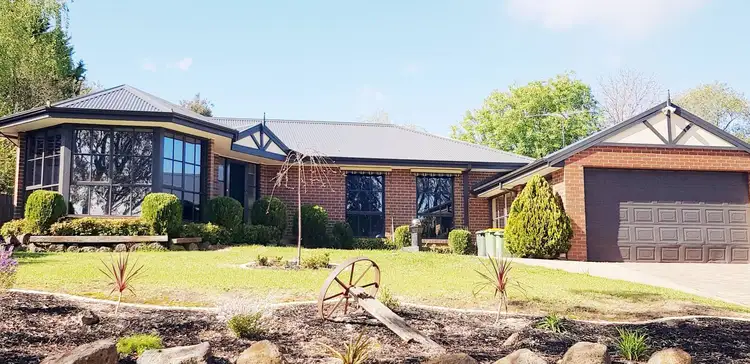 89 Lakeview Drive, Lilydale VIC 3140
