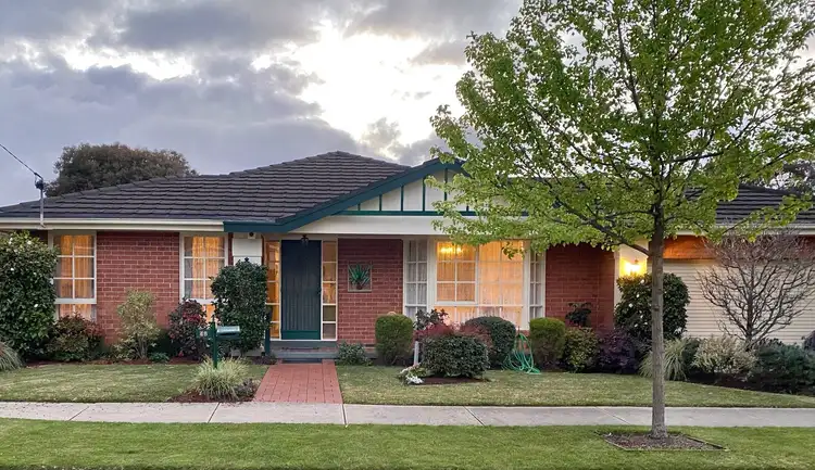 48 Branksome Grove, Blackburn South VIC 3130