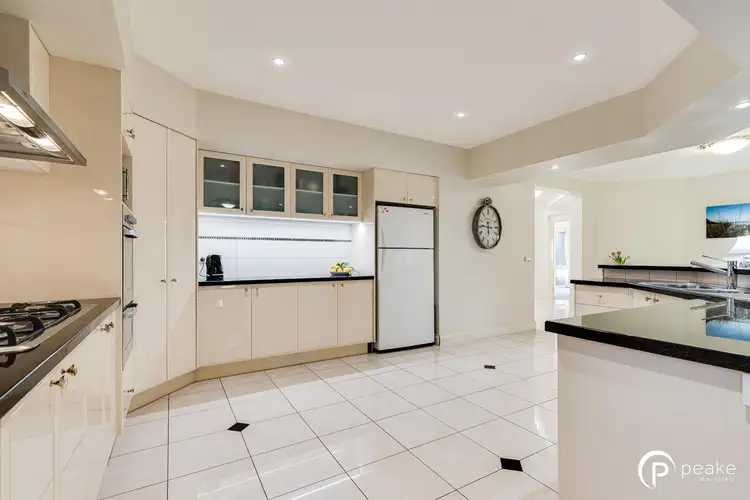 Sixth view of Homely house listing, 14 John Joseph Court, Narre Warren North VIC 3804