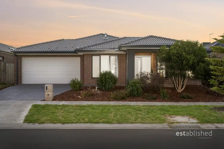 35 Bondi Parade, Point Cook VIC 3030