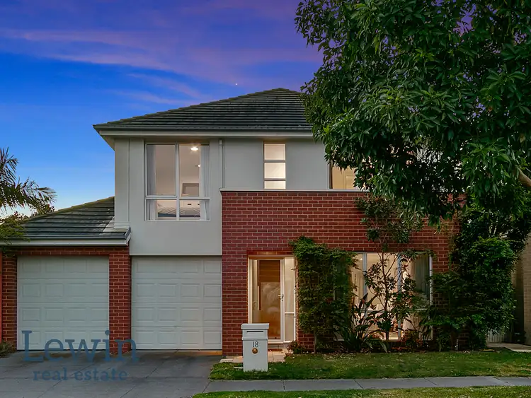 18 Carnoustie Parade, Heatherton VIC 3202