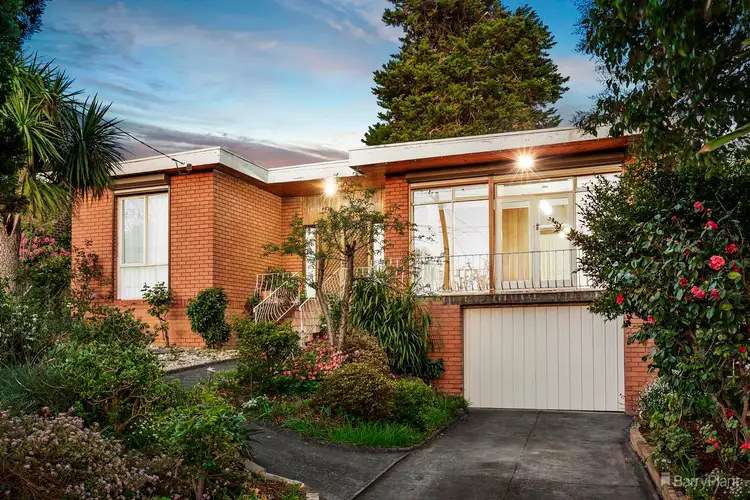 22 Chatsworth Quadrant, Templestowe Lower VIC 3107