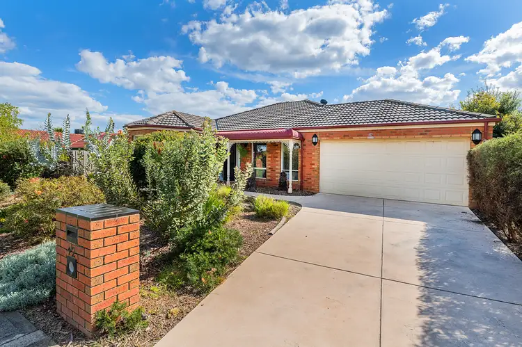 42 Mccubbin Way, Berwick VIC 3806