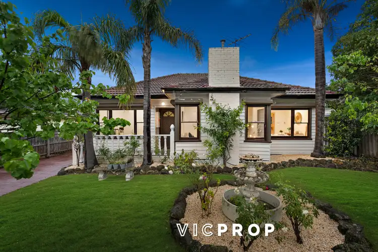 25 Cambro Road, Clayton VIC 3168