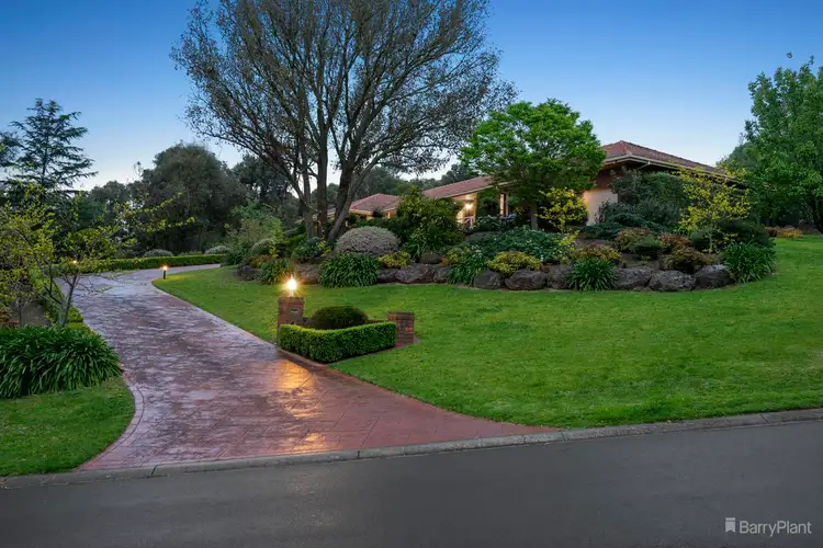 24 Oakland Drive, Warrandyte VIC 3113