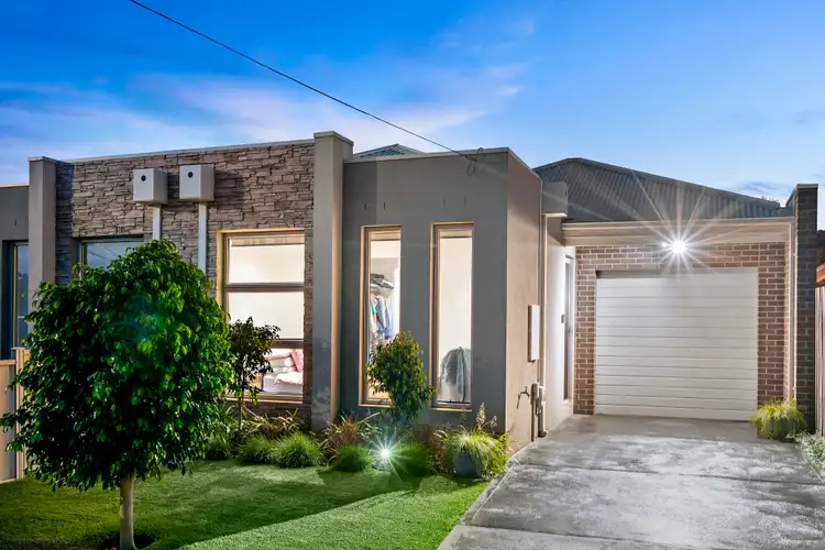20 Lowe Avenue, Altona VIC 3018