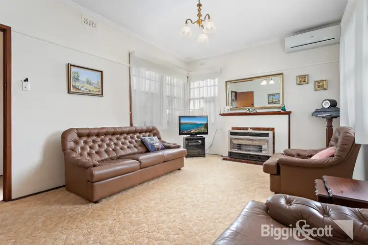 Second view of Homely house listing, 4 Tarakan Avenue, Ashburton VIC 3147