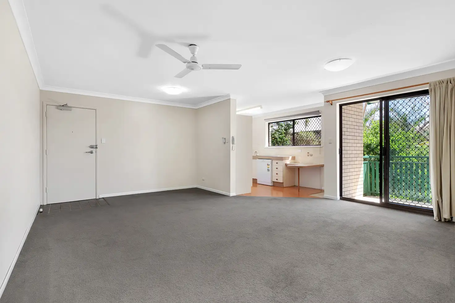 Main view of Homely unit listing, 4/123 Central Avenue, Indooroopilly QLD 4068