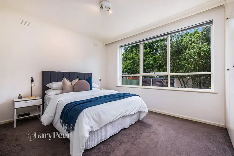 Third view of Homely apartment listing, 2/5 Duke Street, Caulfield South VIC 3162