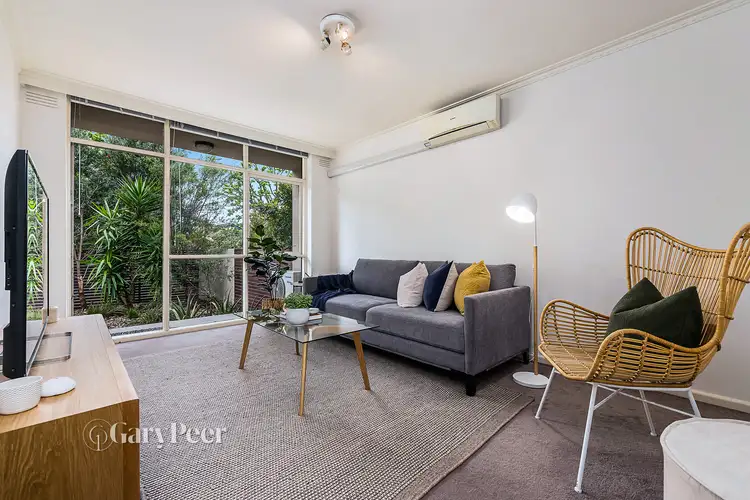 Fourth view of Homely apartment listing, 2/5 Duke Street, Caulfield South VIC 3162