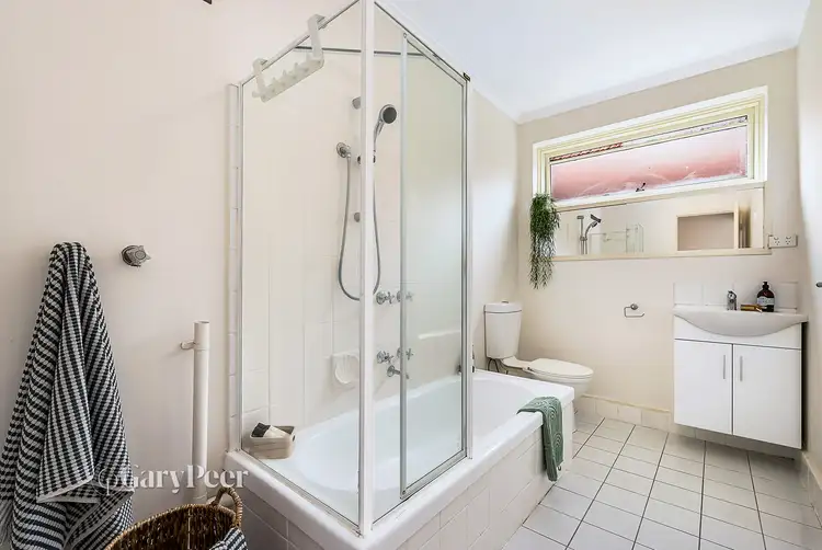Sixth view of Homely apartment listing, 2/5 Duke Street, Caulfield South VIC 3162