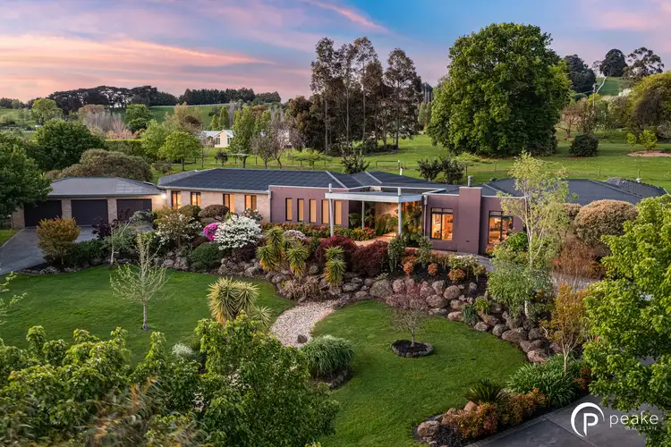 5-6 Dunmore Place, Berwick VIC 3806