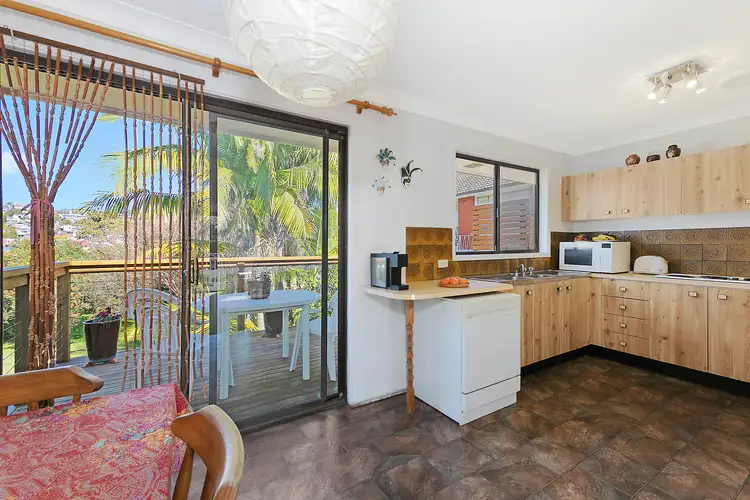 Sixth view of Homely house listing, 7 Ocean View Road, Freshwater NSW 2096