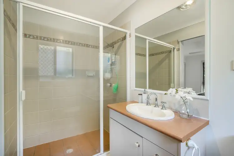 Sixth view of Homely house listing, 32 Dougy Place, Bellbowrie QLD 4070