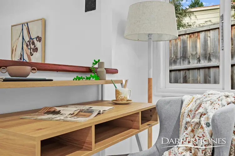 Fifth view of Homely house listing, 10 Larnook Close, Greensborough VIC 3088