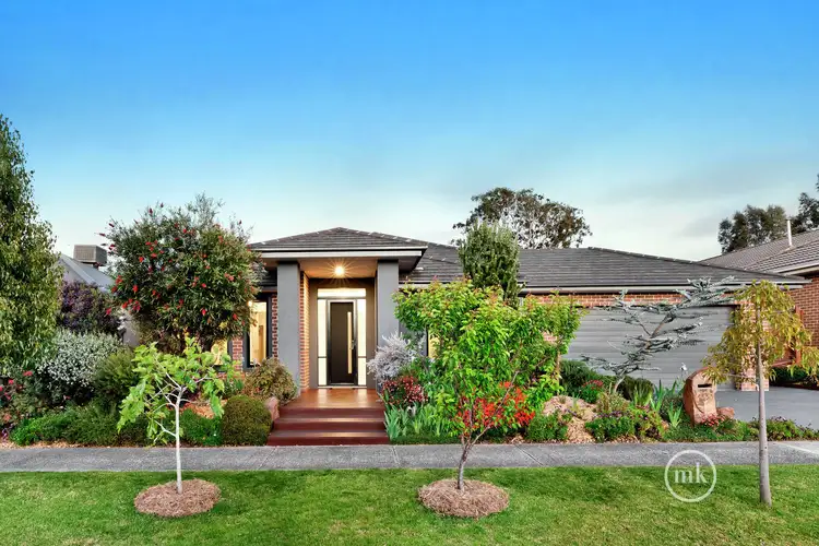 18 Coulthard Crescent, Doreen VIC 3754