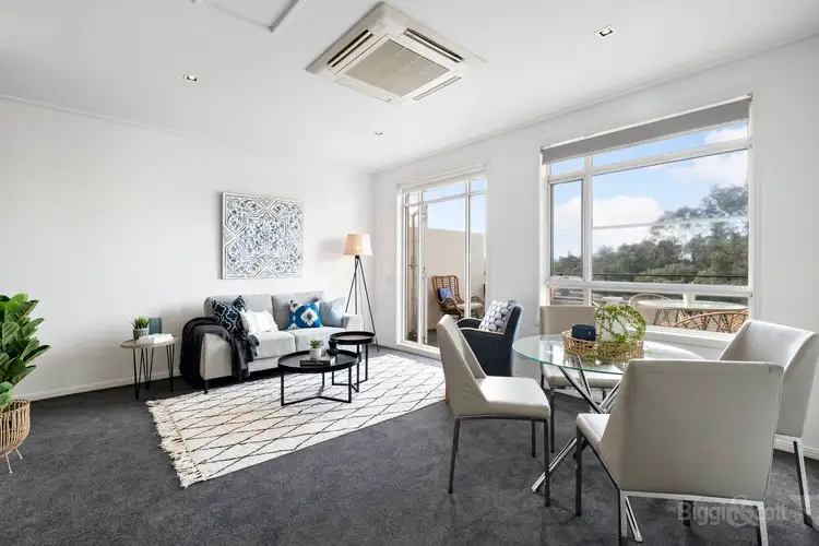 9/1 Seisman Place, Port Melbourne VIC 3207