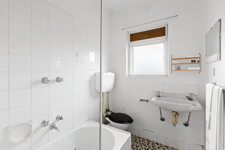 Fifth view of Homely block of units listing, 1-11/15 Gardenia Road, Gardenvale VIC 3185