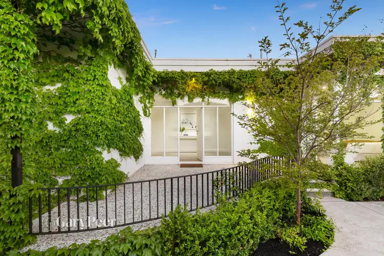 17a Hudson Street, Caulfield North VIC 3161