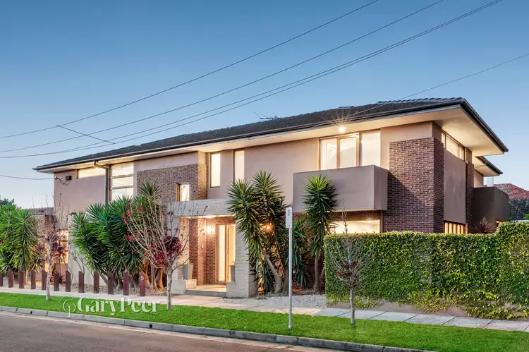 5 Rosecraddock Place, Caulfield North VIC 3161